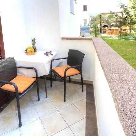 Apartamento Grozdana Nr-1a By Interhome *