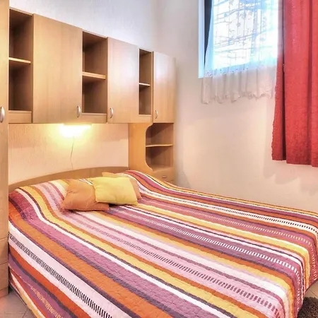 Grozdana Nr-1a By Interhome Apartamento Baška