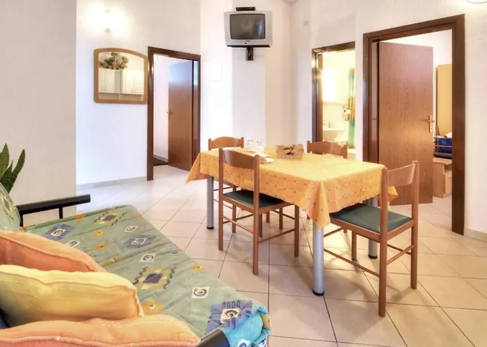 Grozdana Nr-1a By Interhome Apartamento